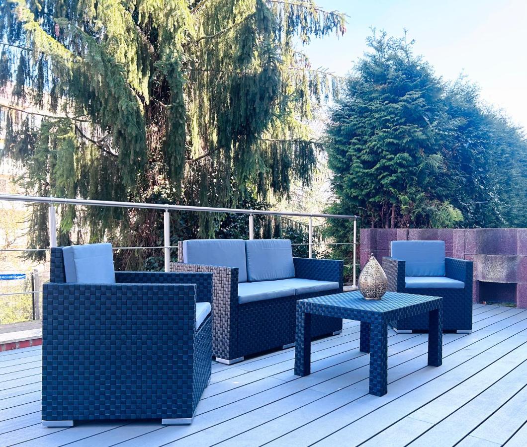 Apartment Modernes Mit Queensize-bett, Netflix, Kueche, Erdgeschoss, Naehe Ameos Klinik