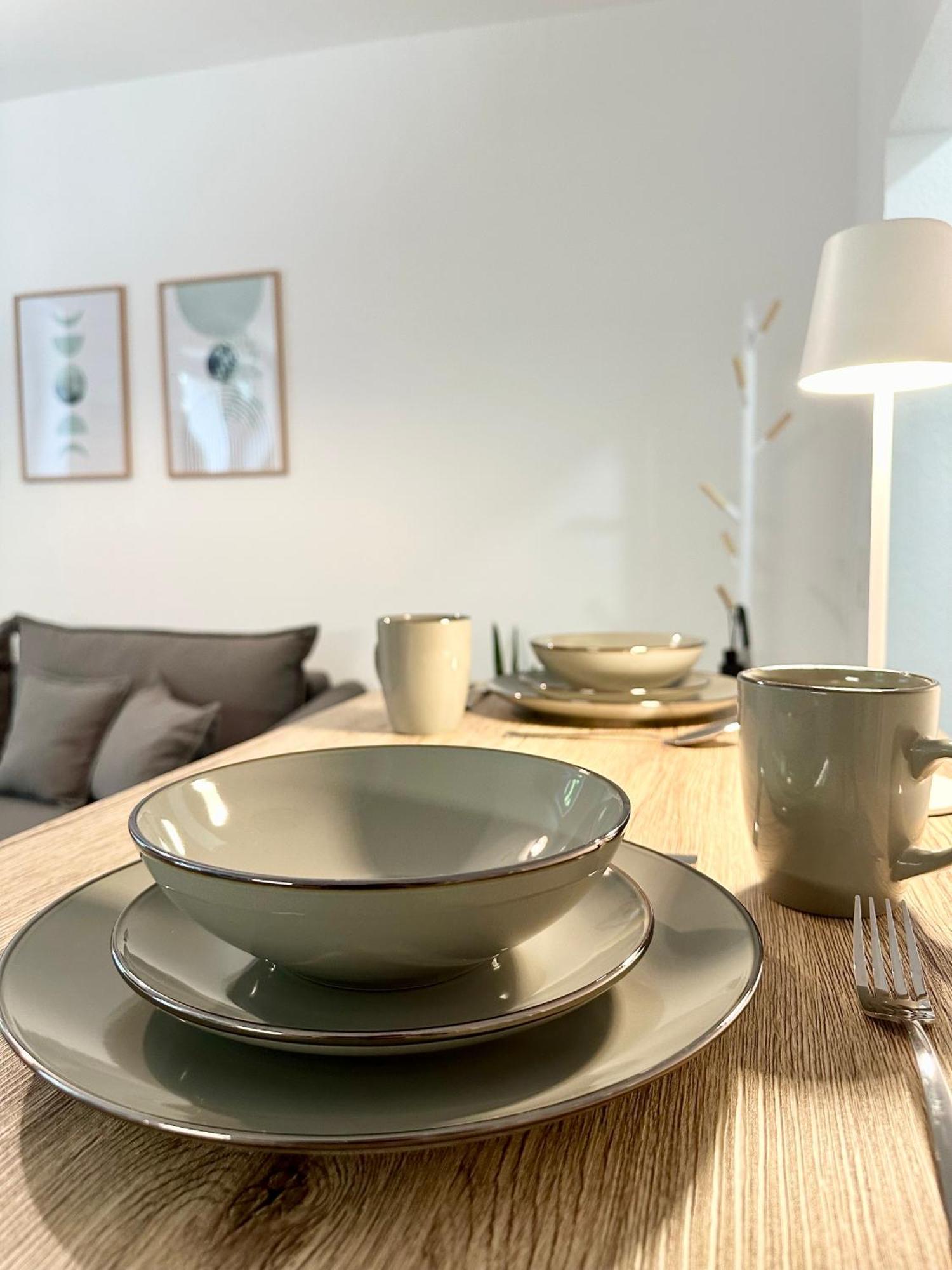 Apartment Modernes Mit Queensize-bett, Netflix, Kueche, Erdgeschoss, Naehe Ameos Klinik