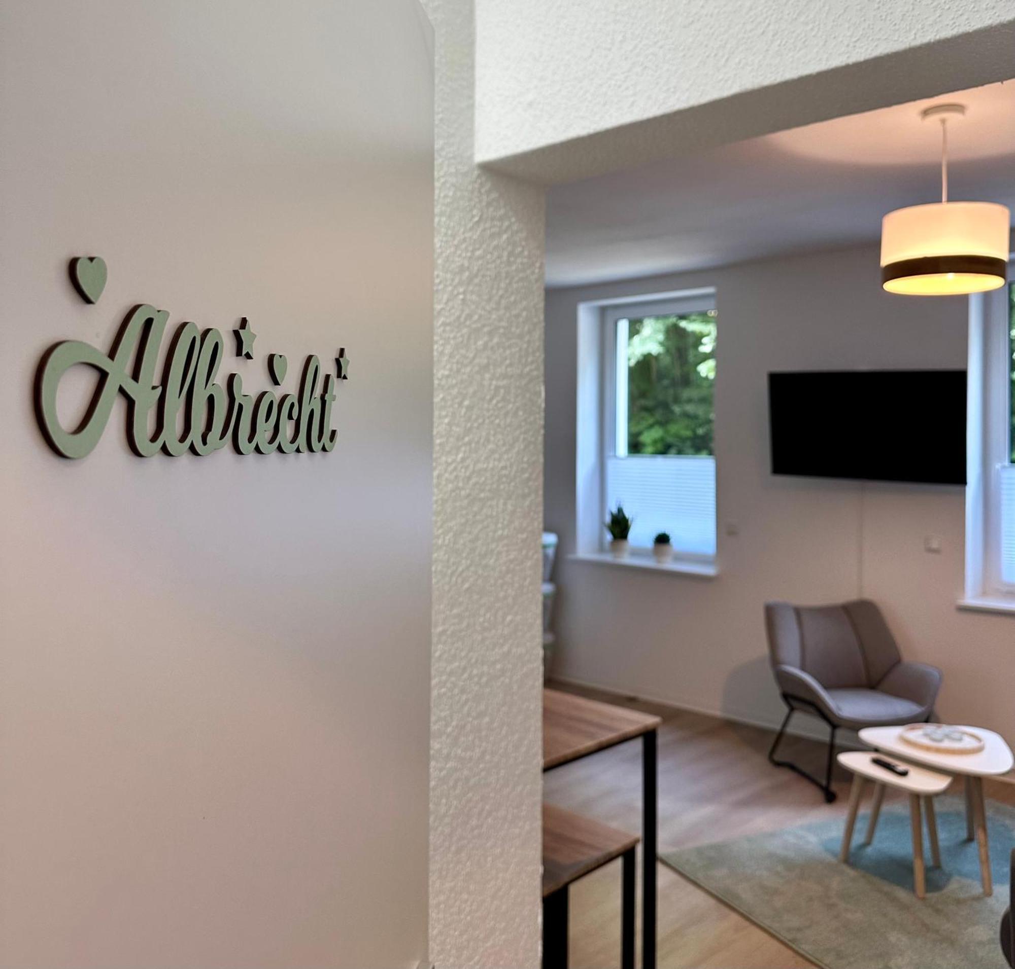 Modernes Mit Queensize-bett, Netflix, Kueche, Erdgeschoss, Naehe Ameos Klinik Apartment *